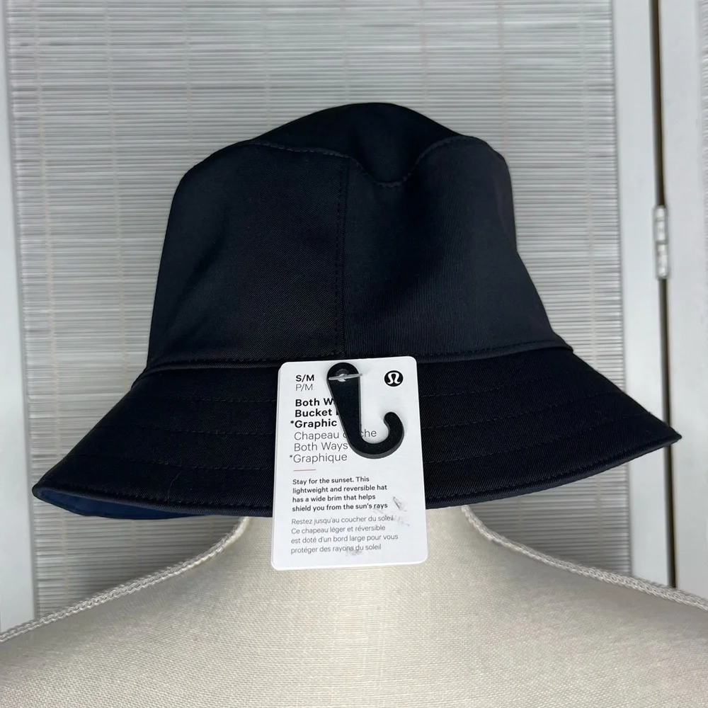 Lululemon Both Ways Reversible Bucket Hat Graphic Black Navy NWT Size S/M